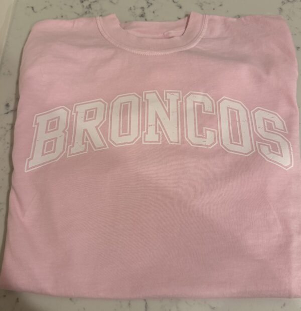 PINK OUT BRONCOS
